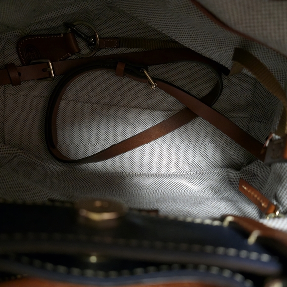 New without tags large Dooney and Bourke Dark Blue with brown trim bag. - Picture 9 of 9